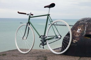 VIEUX VELO 3